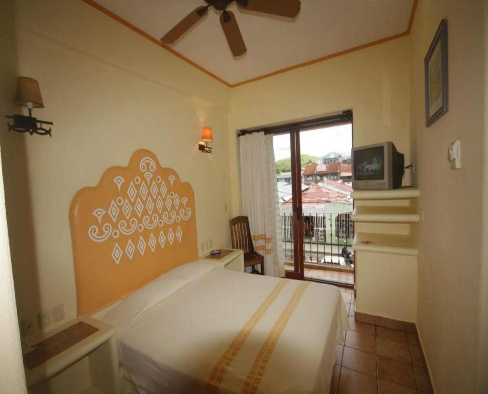 Hotel Maria Mixteca Santa Cruz Huatulco Exterior foto